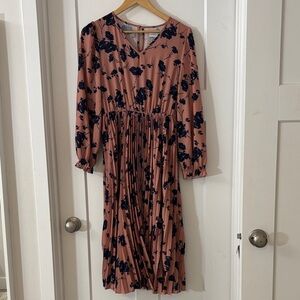 Piper & Scoot Floral Pleated V-Neck Dress